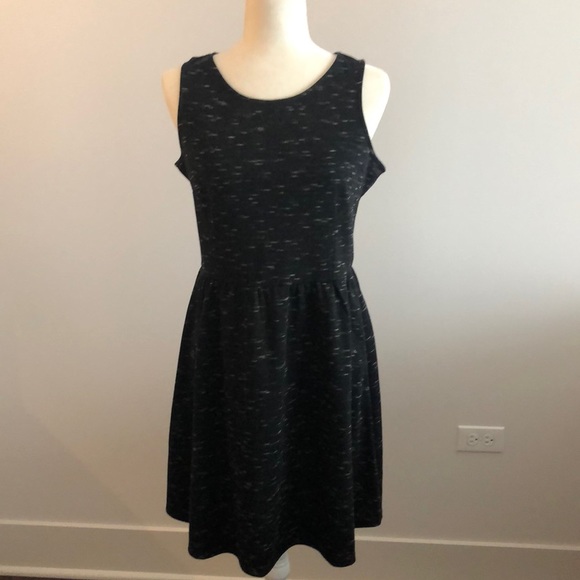 Old Navy Dresses & Skirts - Old Navy Fit & Flare Dress